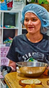 Siamaya chocolate maker explains the process of making chocolate, from bean to bar