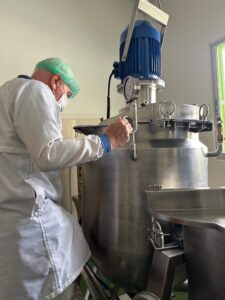 swees cheese factory tour machine