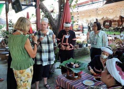 Excursion to Tai Khuen, Tai Yong, and Tai Lue Communities group chatting