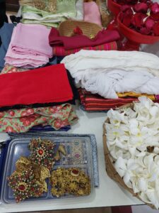 Textiles and Lanna Dance lanna materials
